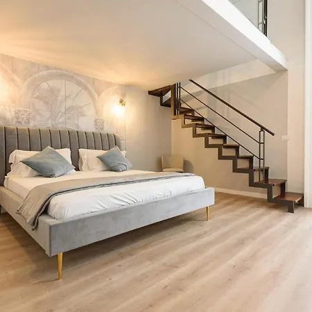 Guest House 121 Luxury Apartments Naples Exterior photo